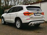 BMW X3 xDrive20d xLine AT HUD Navi LED Scheckheft - BMW X3 Gebrauchtwagen in Bremen