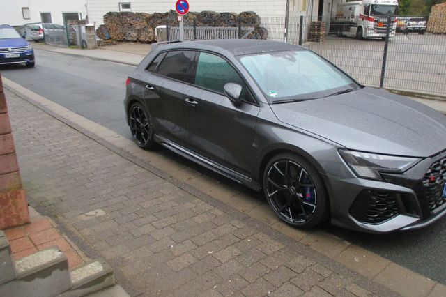AUDI RS3 2.5 TFSI S tronic quattro Sportback -