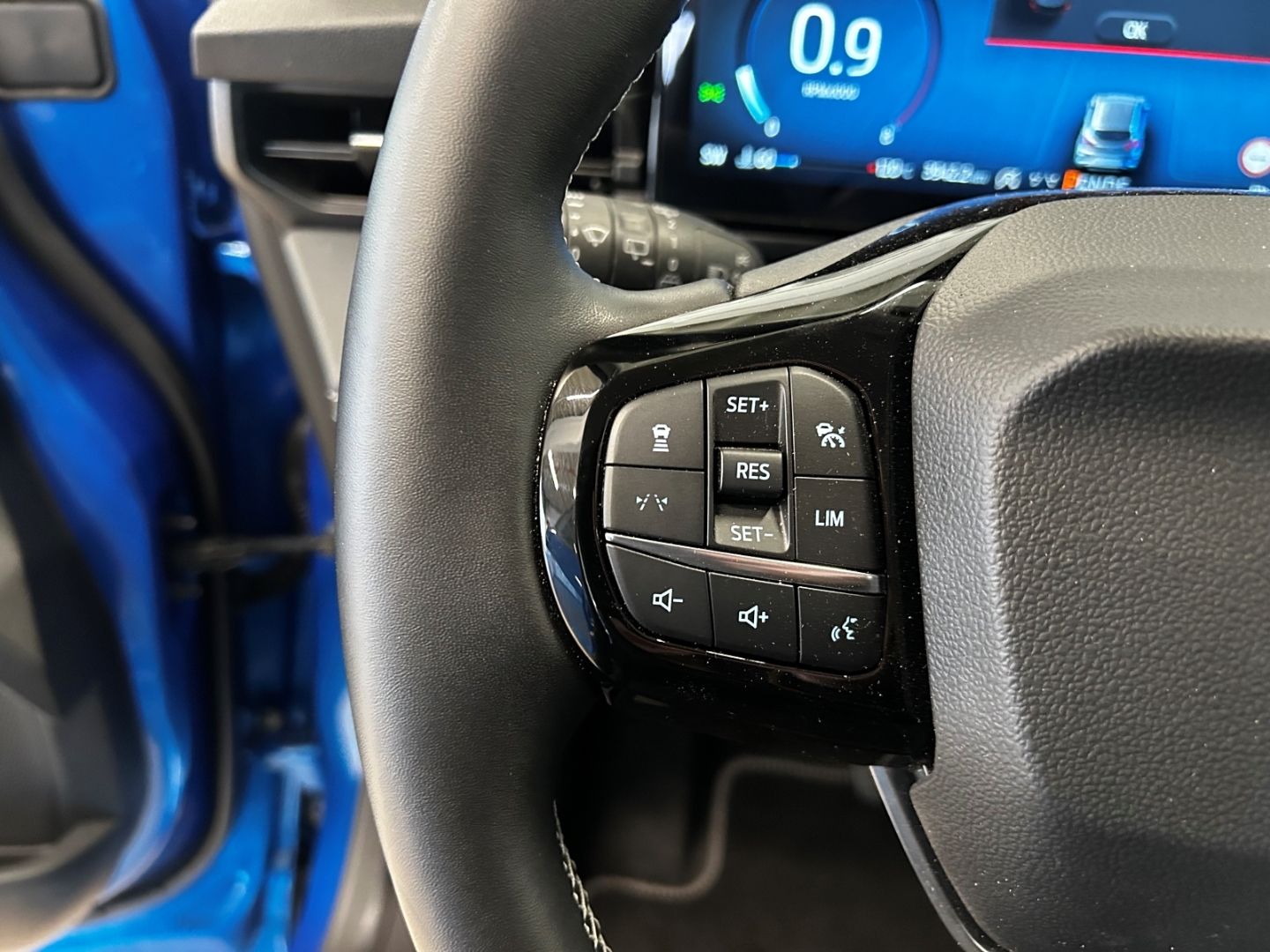 Fahrzeugabbildung Ford Puma Titanium Winterpaket SpurhalteASS AUTOMATIK