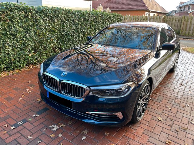 BMW 540d xDrive - Navi, StdHz, NightV, AHK, Bowers W