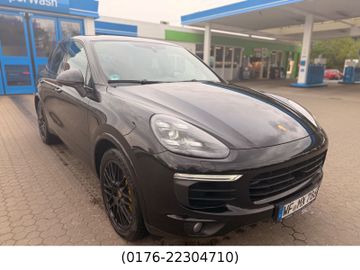 Porsche Cayenne - 8