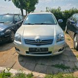 Toyota Avensis Combi Executive 2,2-l-D-CAT Executive - Toyota Avensis in Leipzig