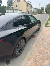 Tesla Model 3 Perf / Batteriezertifikat / FSD / 2 Reif - Tesla Model 3 in Leipzig