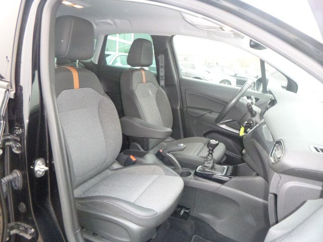 Fahrzeugabbildung Opel Crossland (X) 1,2 T >AHK/NAV/LED/Sitzheizung