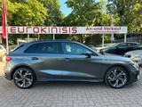 Audi A3 35TFSI S line*LEDER*AHK*LED*MMI*APS*STAND-HZ* - Audi A3 aus 2022