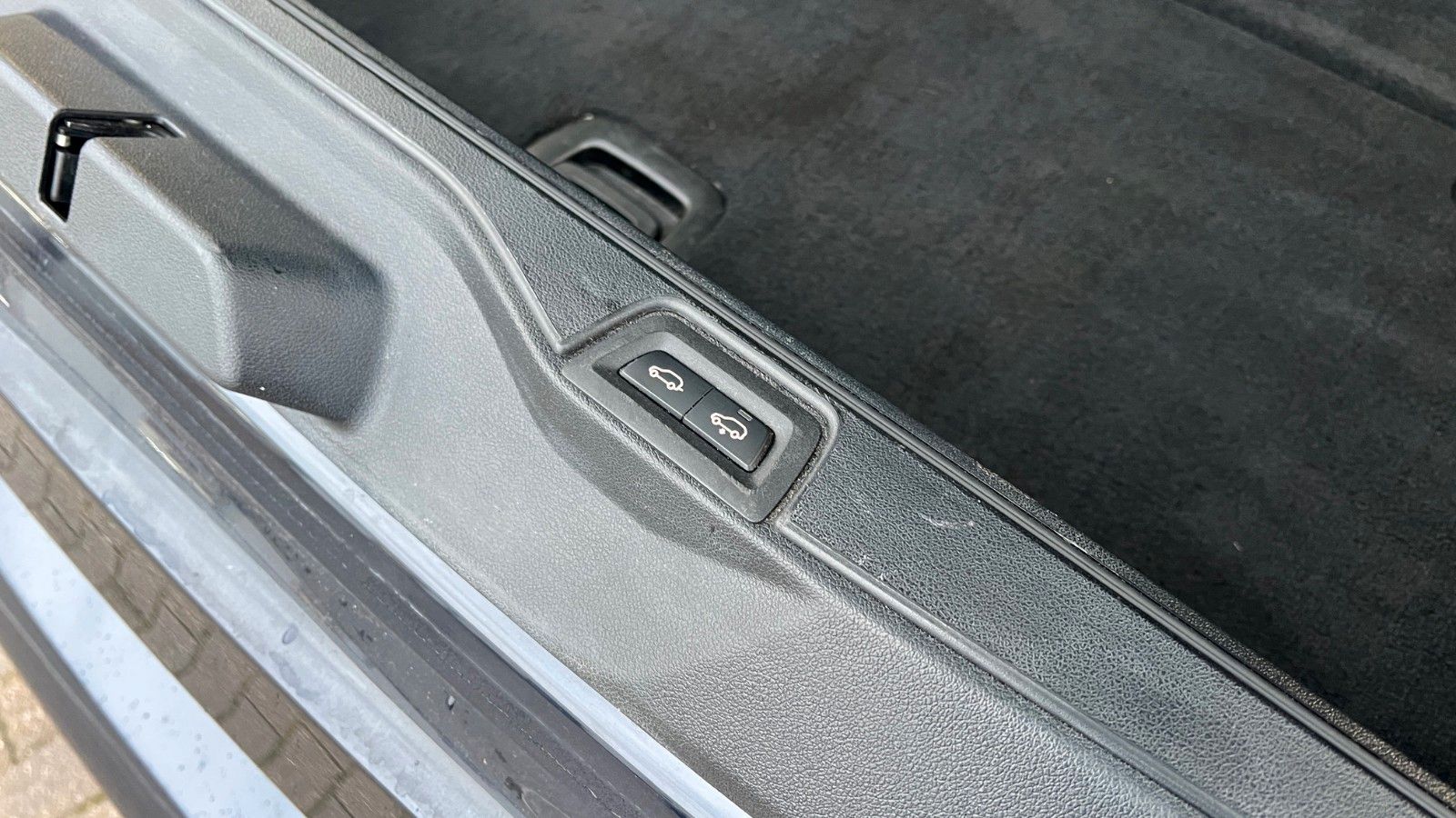 Fahrzeugabbildung BMW X7 M50 d *H/K*360°*PANO*AHK*M-Paket*HUD*Mietkauf