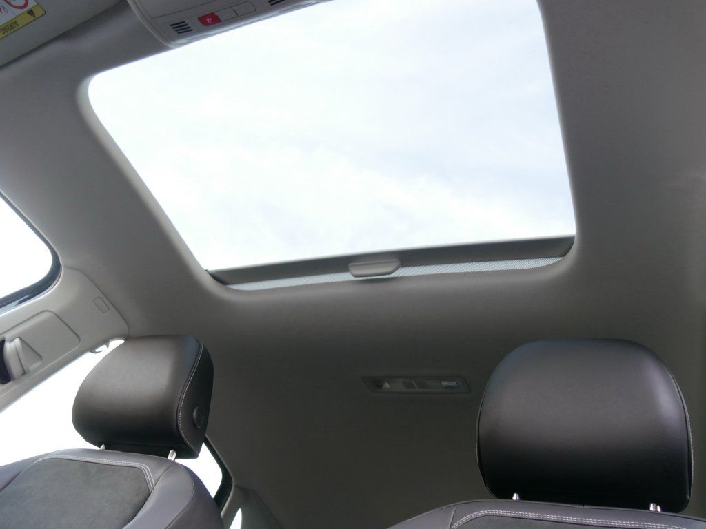 Fahrzeugabbildung Volkswagen Polo Style 1.0 TSI DSG AHK Navi RFK