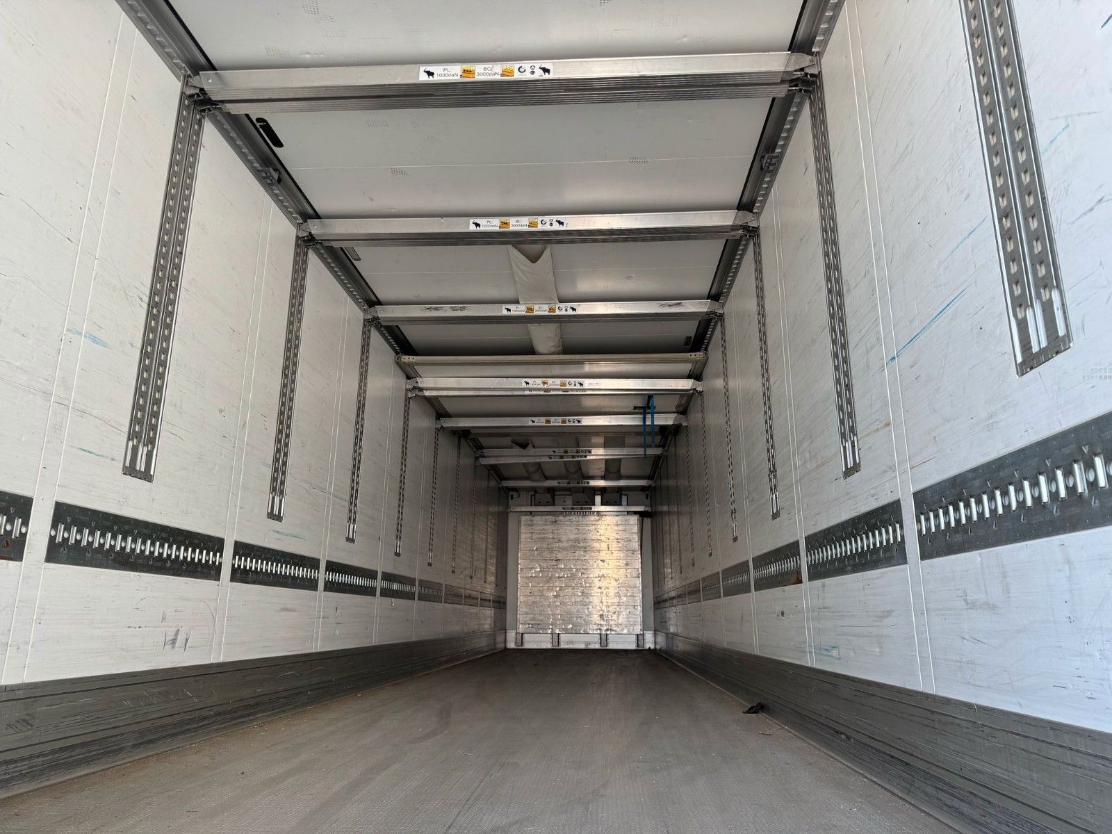Fahrzeugabbildung Schmitz Cargobull Kühlkoffer Doppelstock Schmitz Kühlgerät