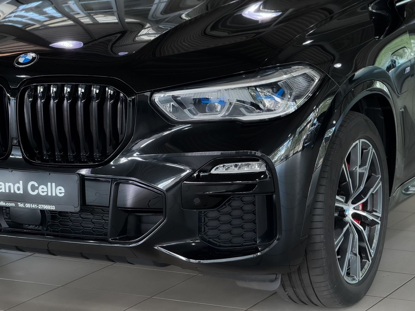 Fahrzeugabbildung BMW X5 xD45e M Sport Laser 360°HUD DAB H/K Komfort