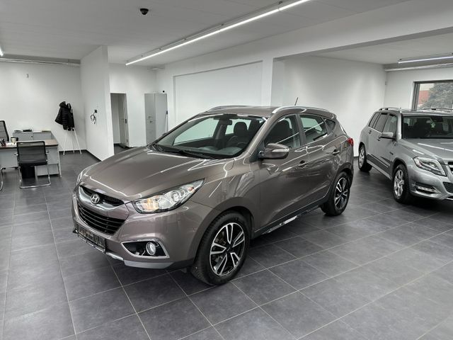 Hyundai ix35 2WD-Autom-Kamera-Teilleder-Klimaautomat-AHK