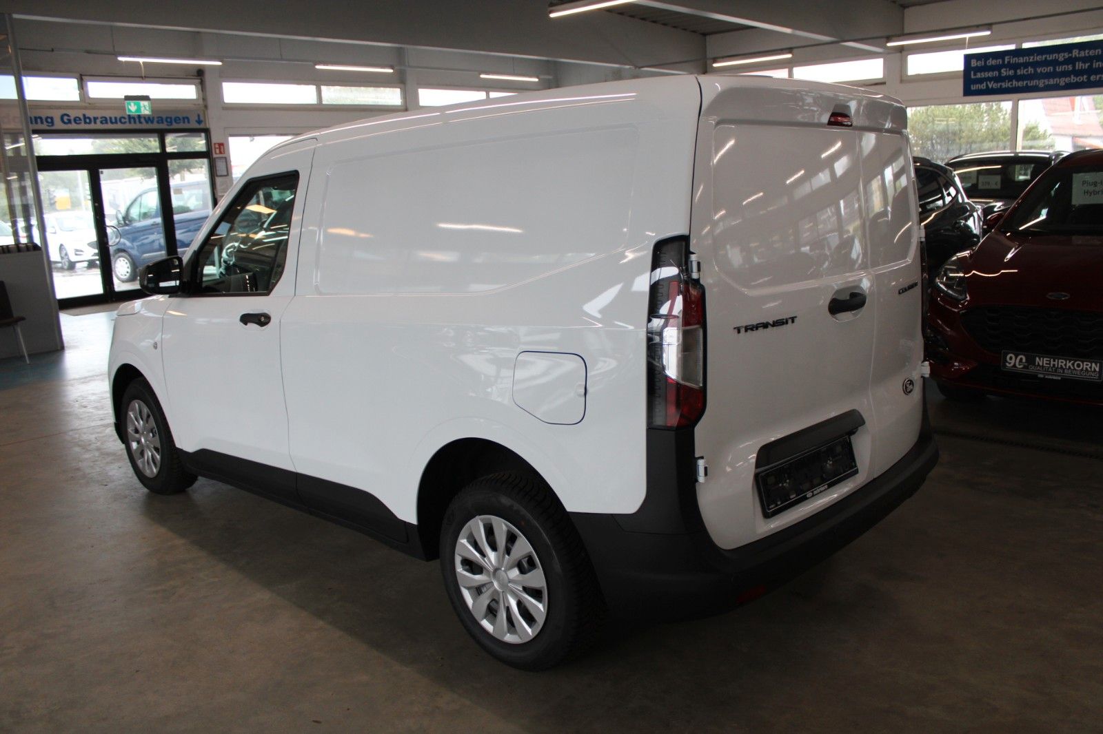Fahrzeugabbildung Ford Transit Courier TREND Kasten KLIMA WinterPaket3