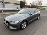 Volvo V60 D3 Momentum Business Top Zustand 
