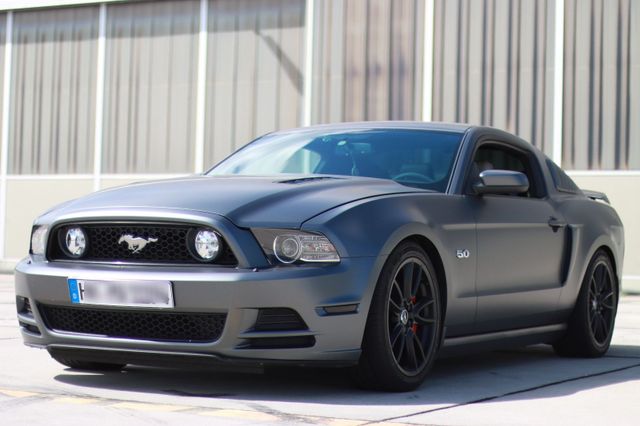 Ford Mustang GT 5.0L V8 2013