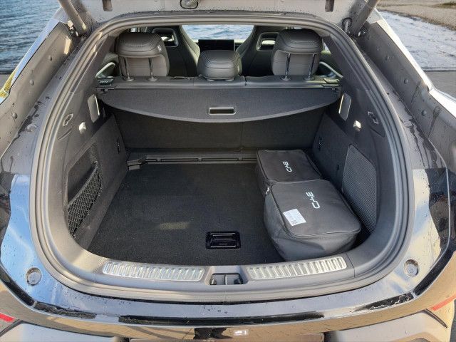 BYD SEALION 7