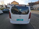 Opel Combo Life Ultimate/CAM/KEYLESS/AHK/WINTERPAKET/ - Opel Combo Life mit Benzin-Antrieb: Automatik