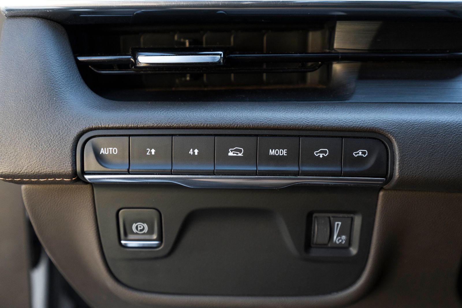 Fahrzeugabbildung Cadillac Escalade 600 PLATINUM AKG HUD ACC 360° EU Modell