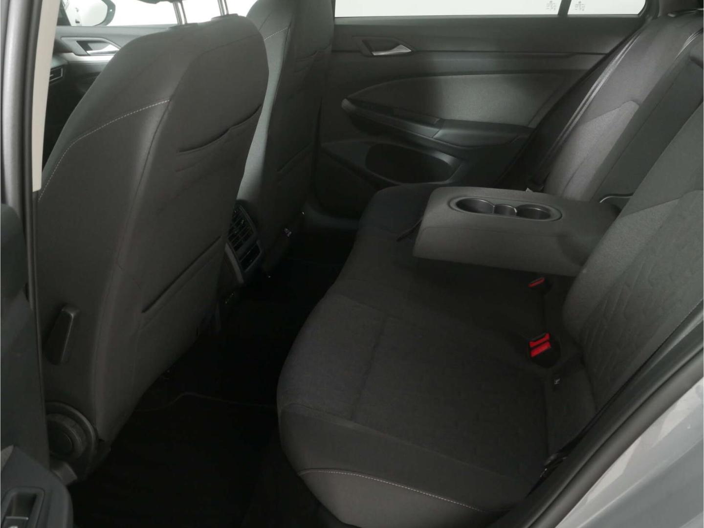Volkswagen Golf Variant 1.5 eTSI DSG App-Connect/SH/Climatr, миниатюра 13