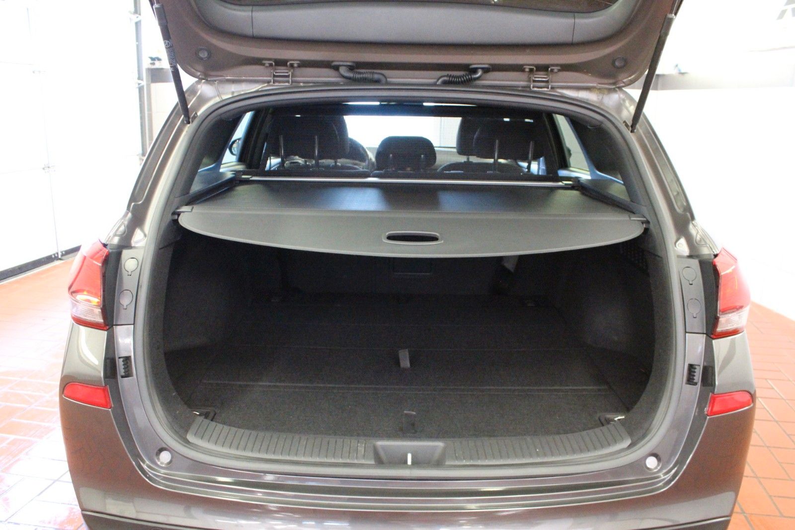 Fahrzeugabbildung Hyundai i30 1.4 I30 Sondermodell Yes!  AHK *