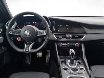 Alfa Romeo Giulia Quadrifoglio 2.9 V6 Bi-Turbo Kam.+KeyLess