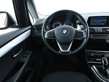 BMW 216 Gran Tourer - 10