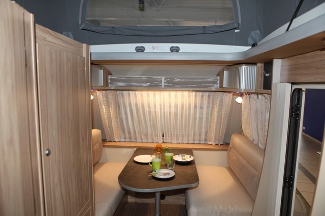 HYMER ERIBA HYMERCAR Feeling 425 SCHLAFDACH AUTARK