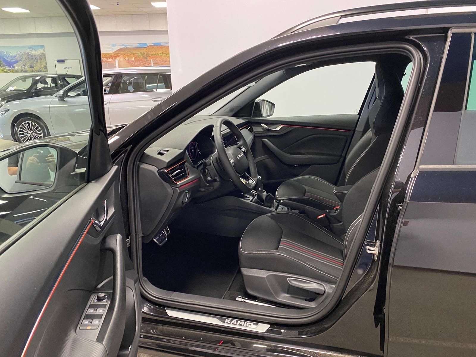 Fahrzeugabbildung SKODA Kamiq 1.5 TSI DSG Monte Carlo+MATRIX+PANO+5J GAR