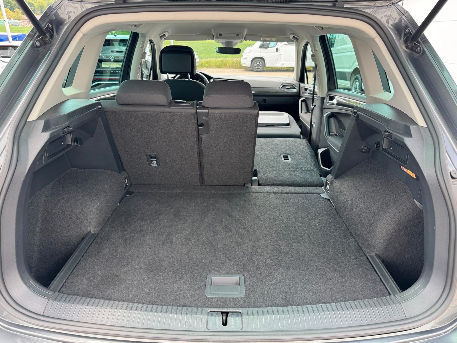 Volkswagen Tiguan Comfortline 1.5 TSI OPF NAVI+KAMERA+LED.. foto 24