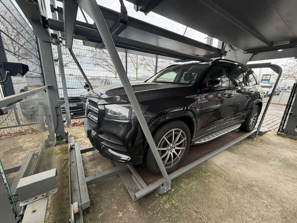 Image of Mercedes-Benz GLS 400
