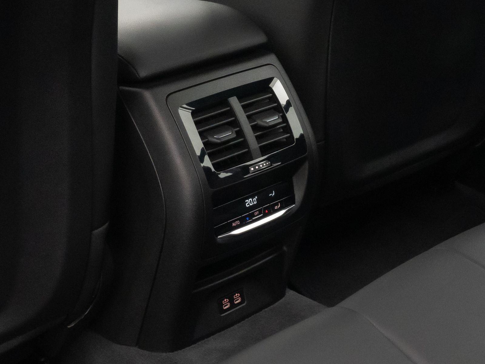 Fahrzeugabbildung BMW X3 xD20d Kamera DAB DrivAssist LED Sport 19Zoll