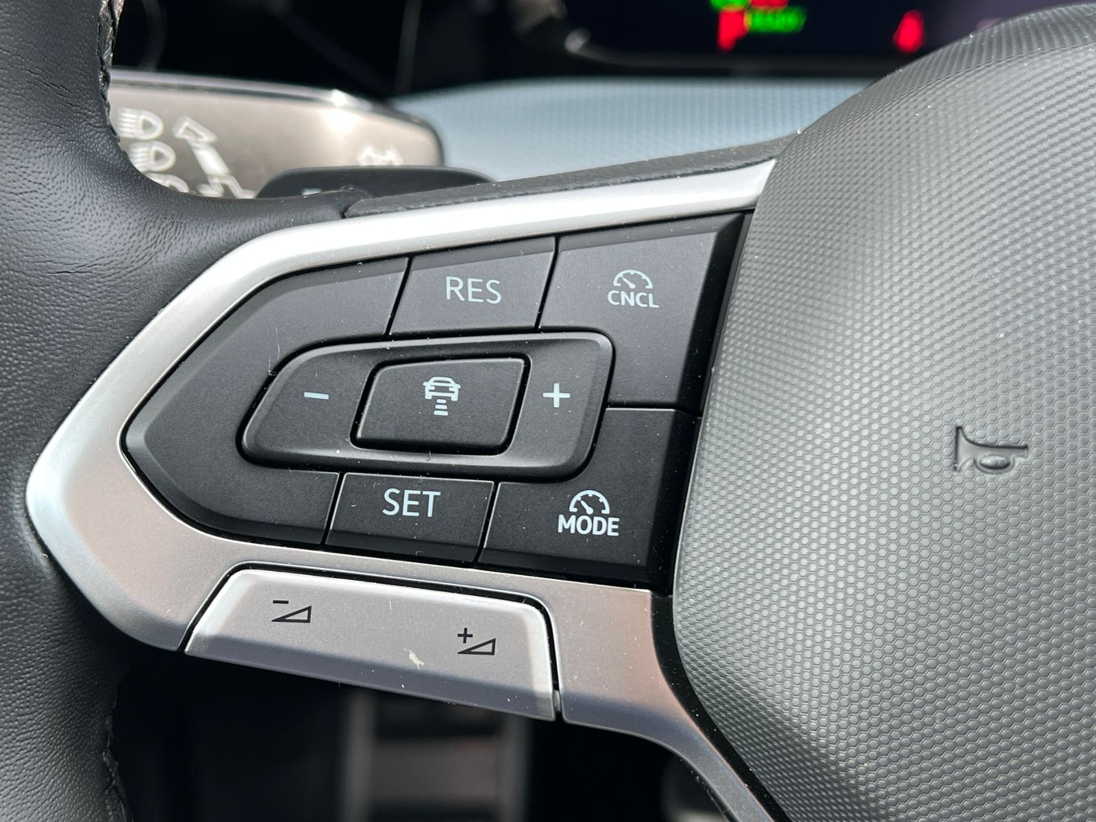 Fahrzeugabbildung Volkswagen Golf VIII Variant GOAL 1.5 eTSI DSG *AHK, LED, N