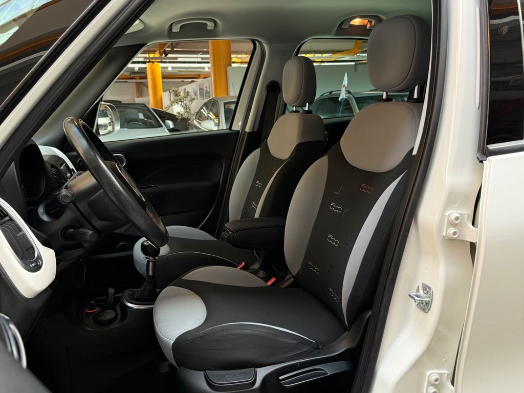 FIAT 500L|PDC|Klima|DAB|Navi|Tempomat|Bluetooth|AUX FIAT 500L|PDC|Klima|DAB|Navi|Tempomat|Bluetooth|AUX