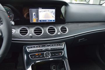 Mercedes E 220 - 8