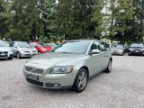 Volvo V50 2.4 D5 cat aut. Momentum - gebrauchte Volvo V50 aus dem Jahr 2007