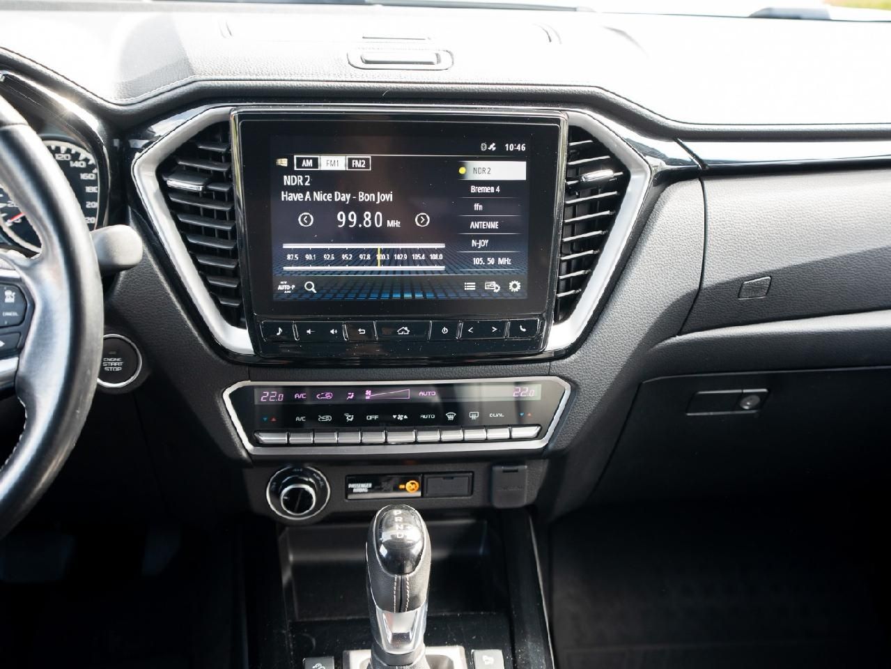 Fahrzeugabbildung Isuzu D-Max Double Cab 4WD V-CROSS