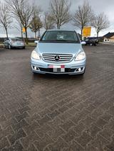 Mercedes-Benz 200 - gebrauchte Mercedes-Benz 200 aus dem Jahr 2008
