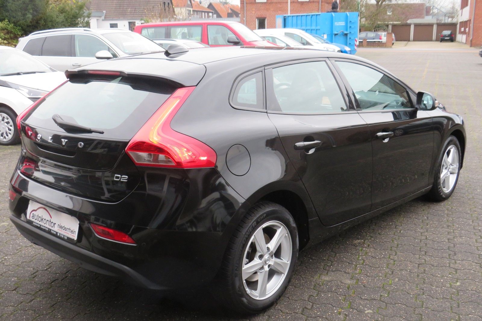 Fahrzeugabbildung Volvo V40 Kinetic NAVI TELVOR KLIMATRONIC 8-FACH ALU