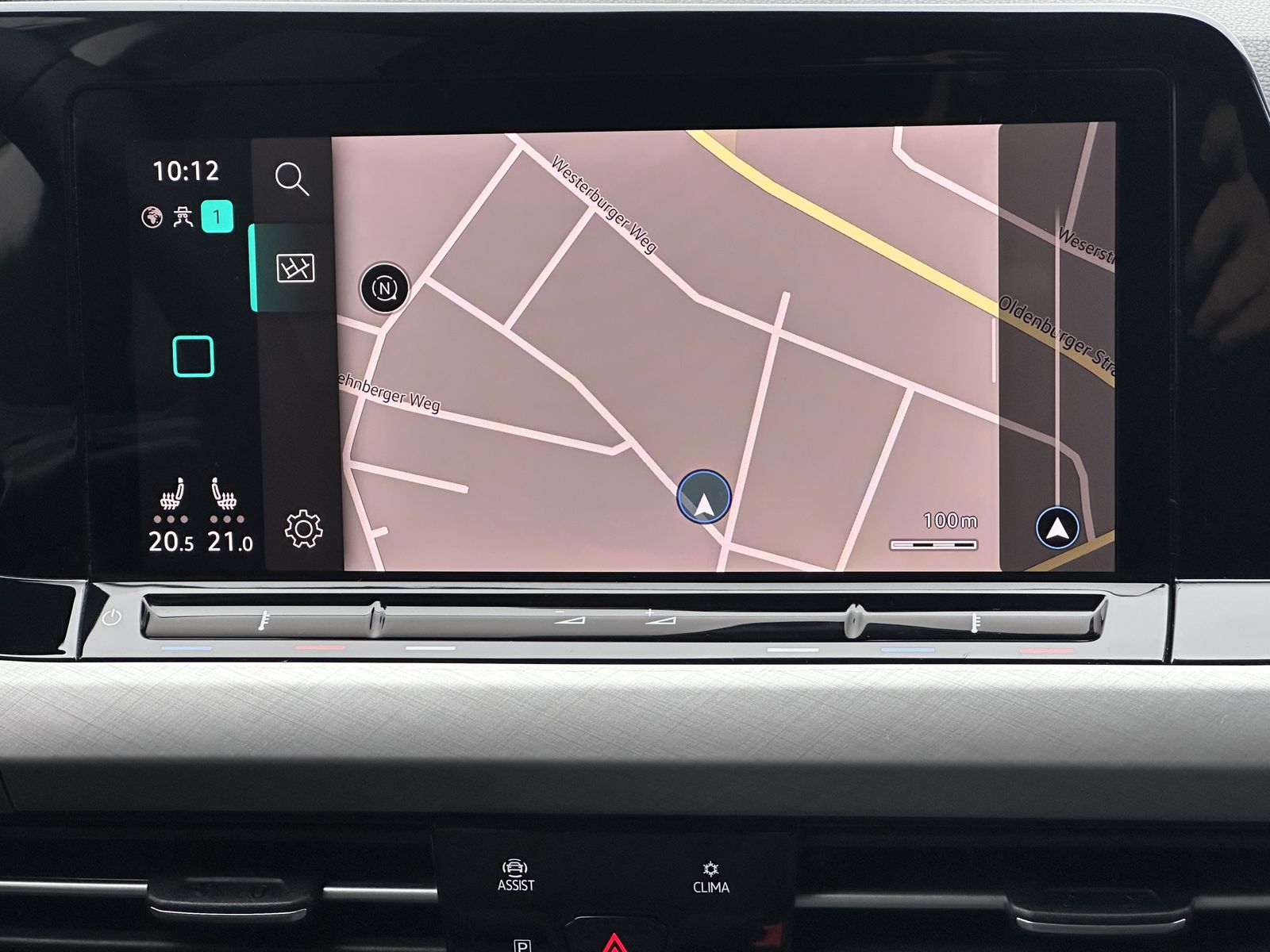 Fahrzeugabbildung Volkswagen Golf Variant 2.0 TDI DSG Life NAV+LED+DIGDISPLAY