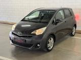 Toyota Verso-S 1.3 MT Active - graue Toyota Verso-S
