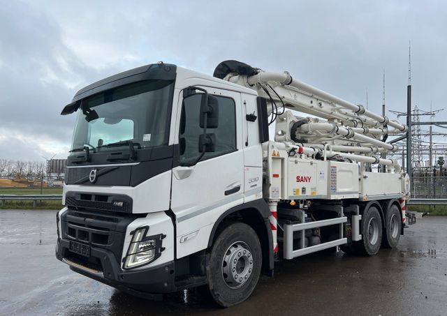 Volvo FMX330 6x4 E6 / Brand New Sany SY25 Z5-150 Concr