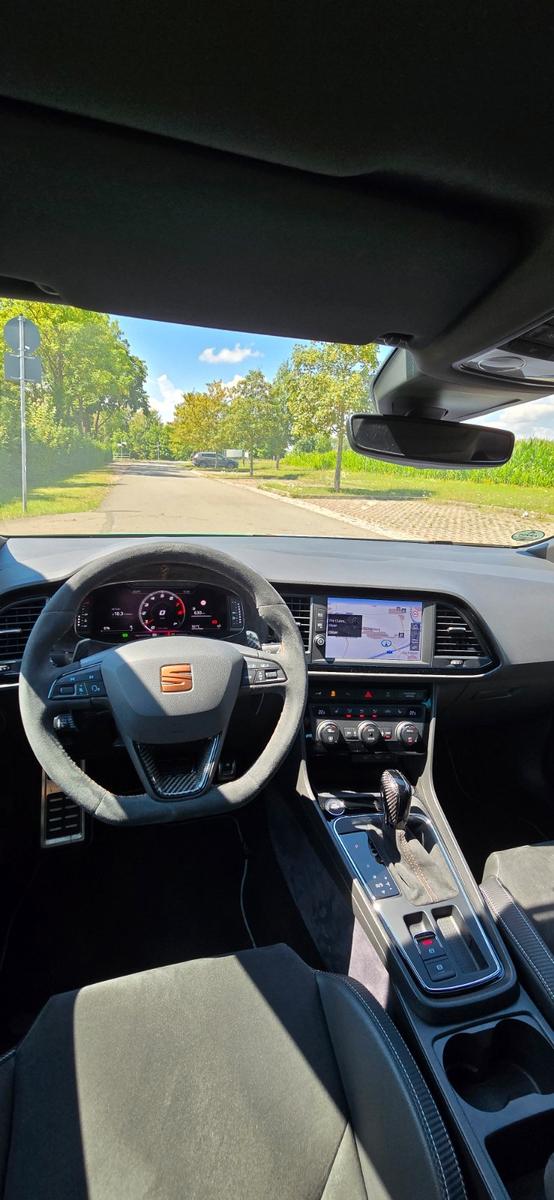 Seat Leon Cupra ST 300 4Drive | Schalensitze | Tuning