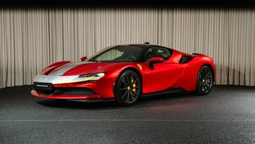 2021 Ferrari SF90 照片 2