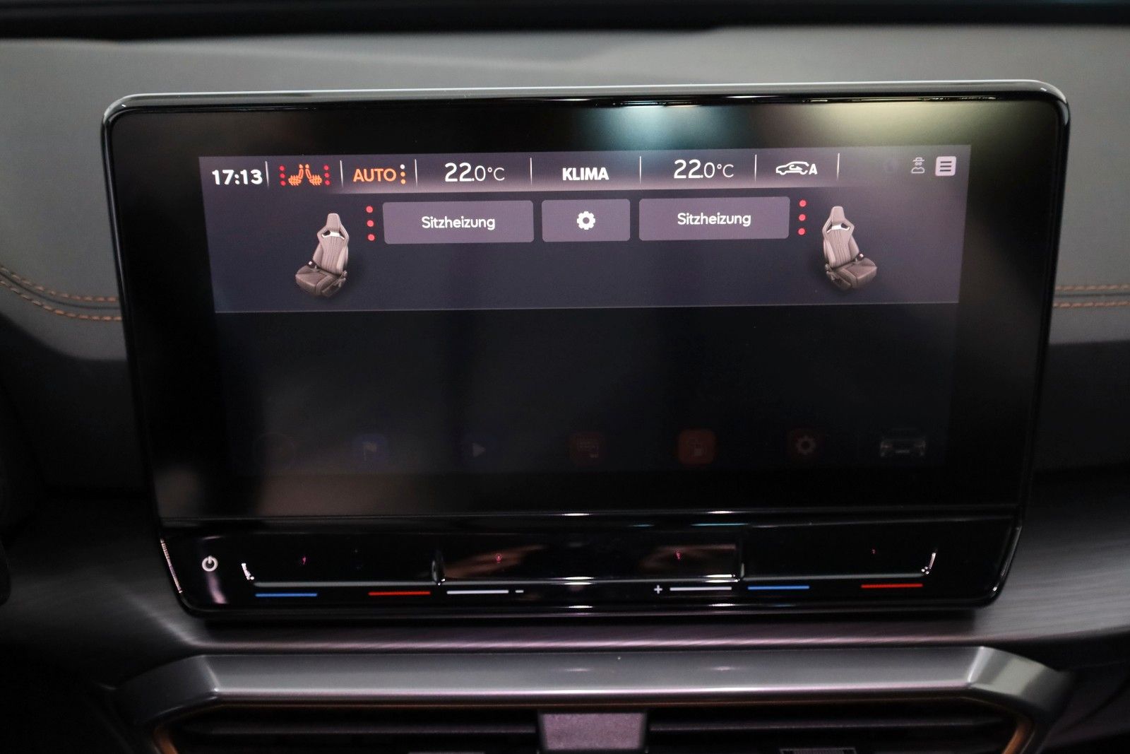 Fahrzeugabbildung CUPRA Formentor e-Hybrid T.Leder,Navi,LED,ACC,AppleCar