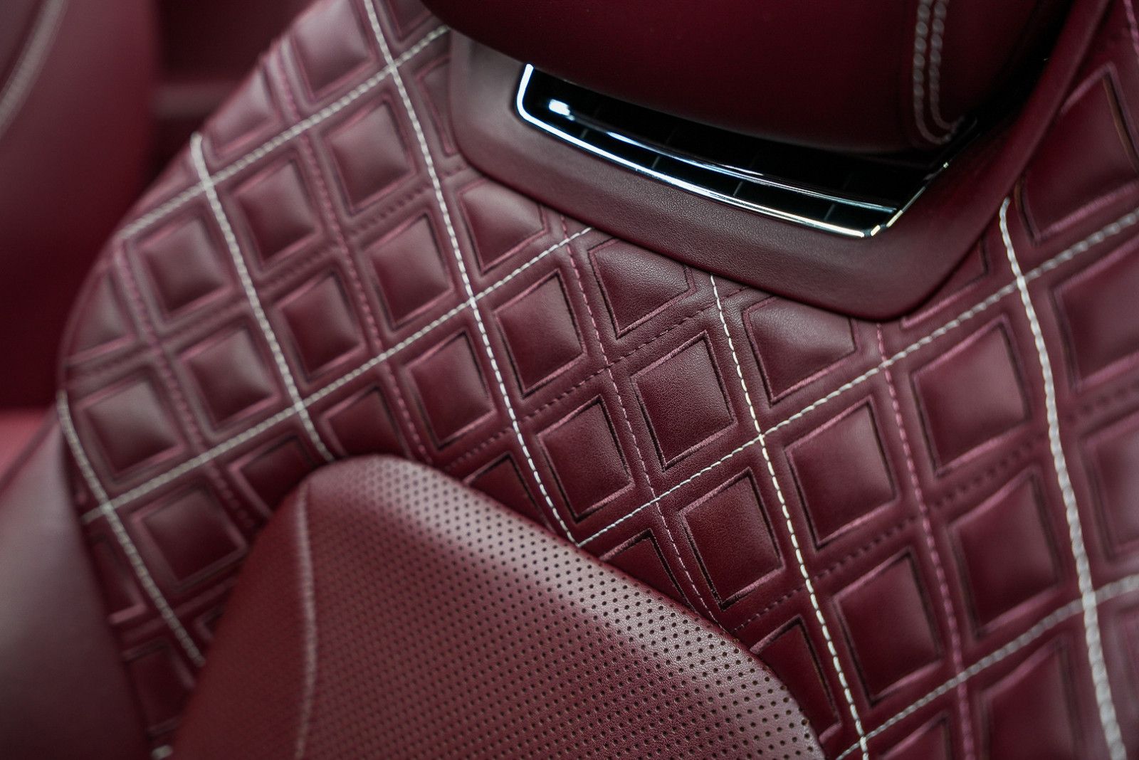 Fahrzeugabbildung Bentley Continental GTC 100years FirstEdition W12 CARBON