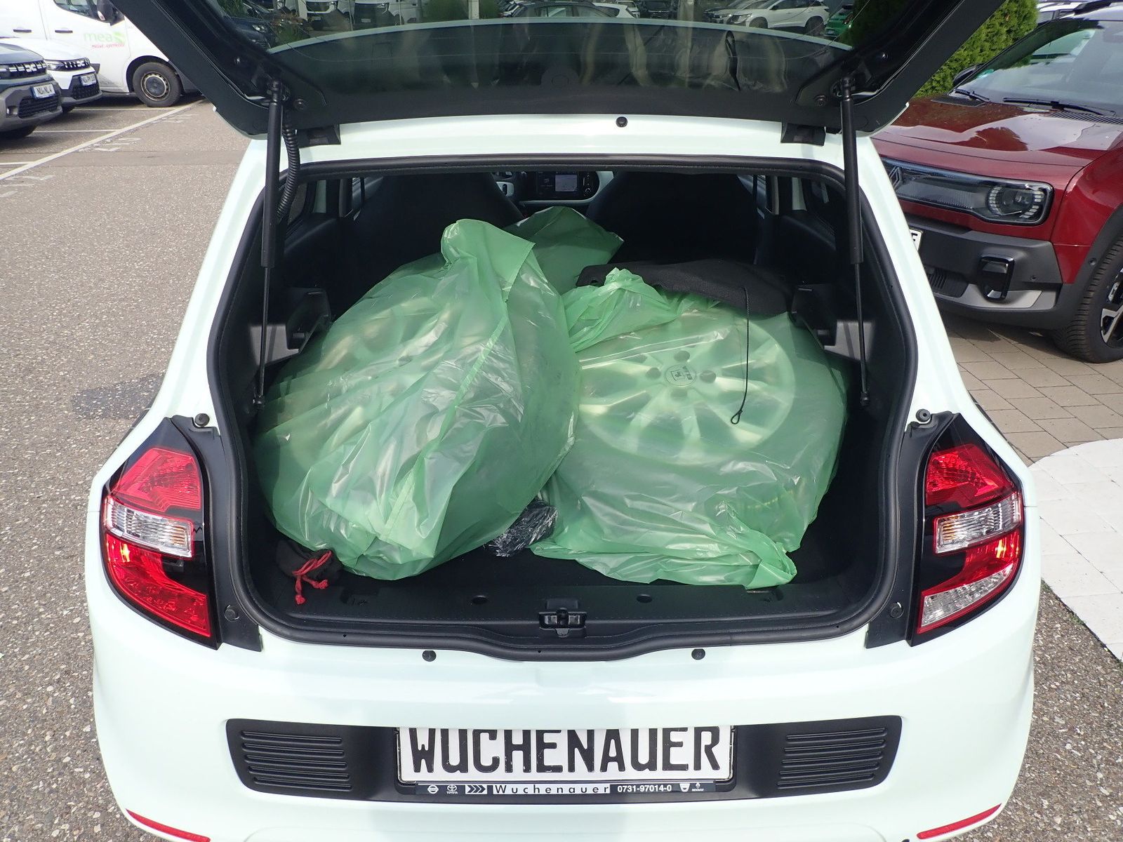 Fahrzeugabbildung Renault Twingo La Parisienne TCe 90 EDC