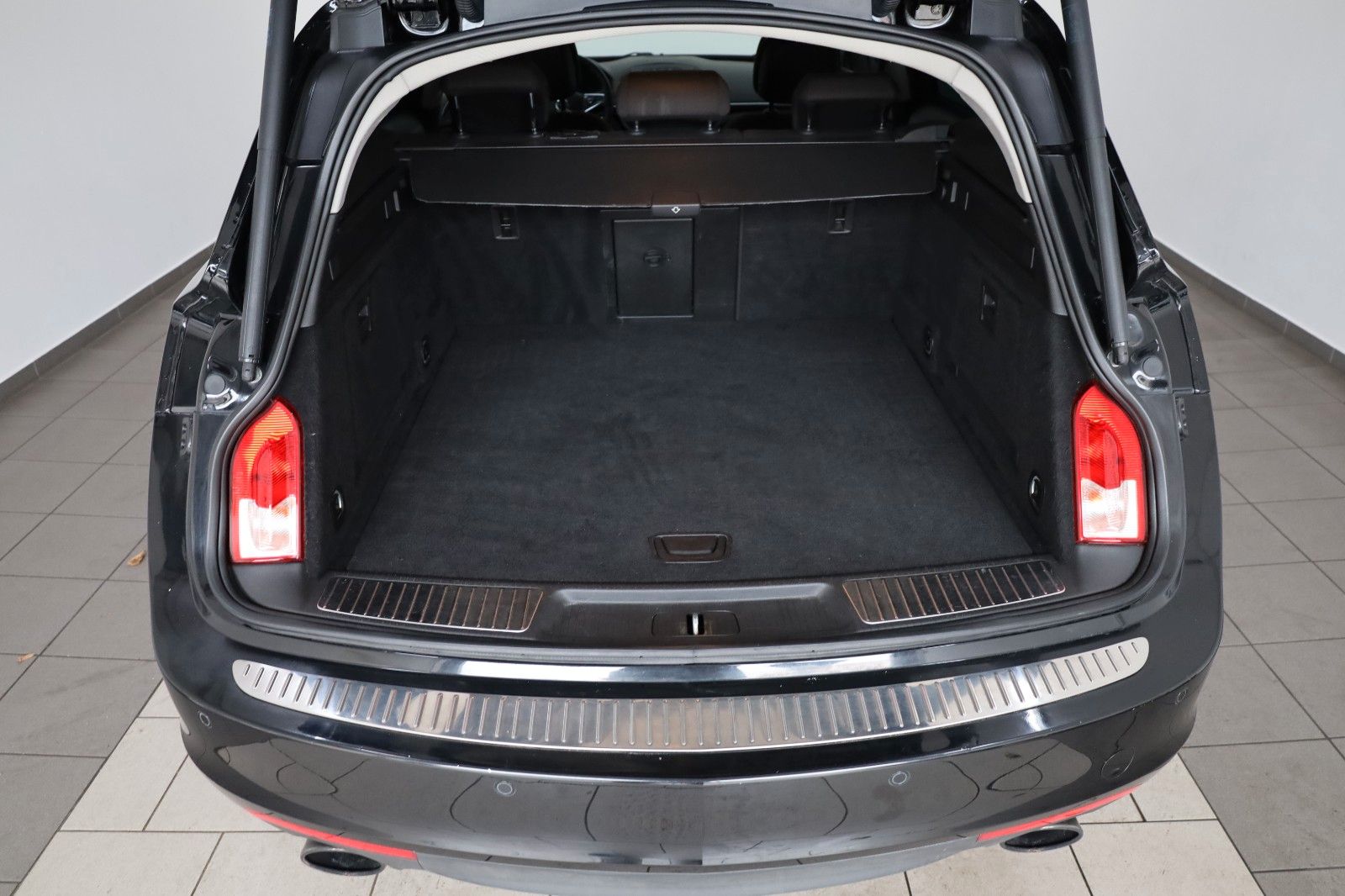 Fahrzeugabbildung Opel Insignia A ST Innovation Navi,Xenon,Kamera,SR+WR