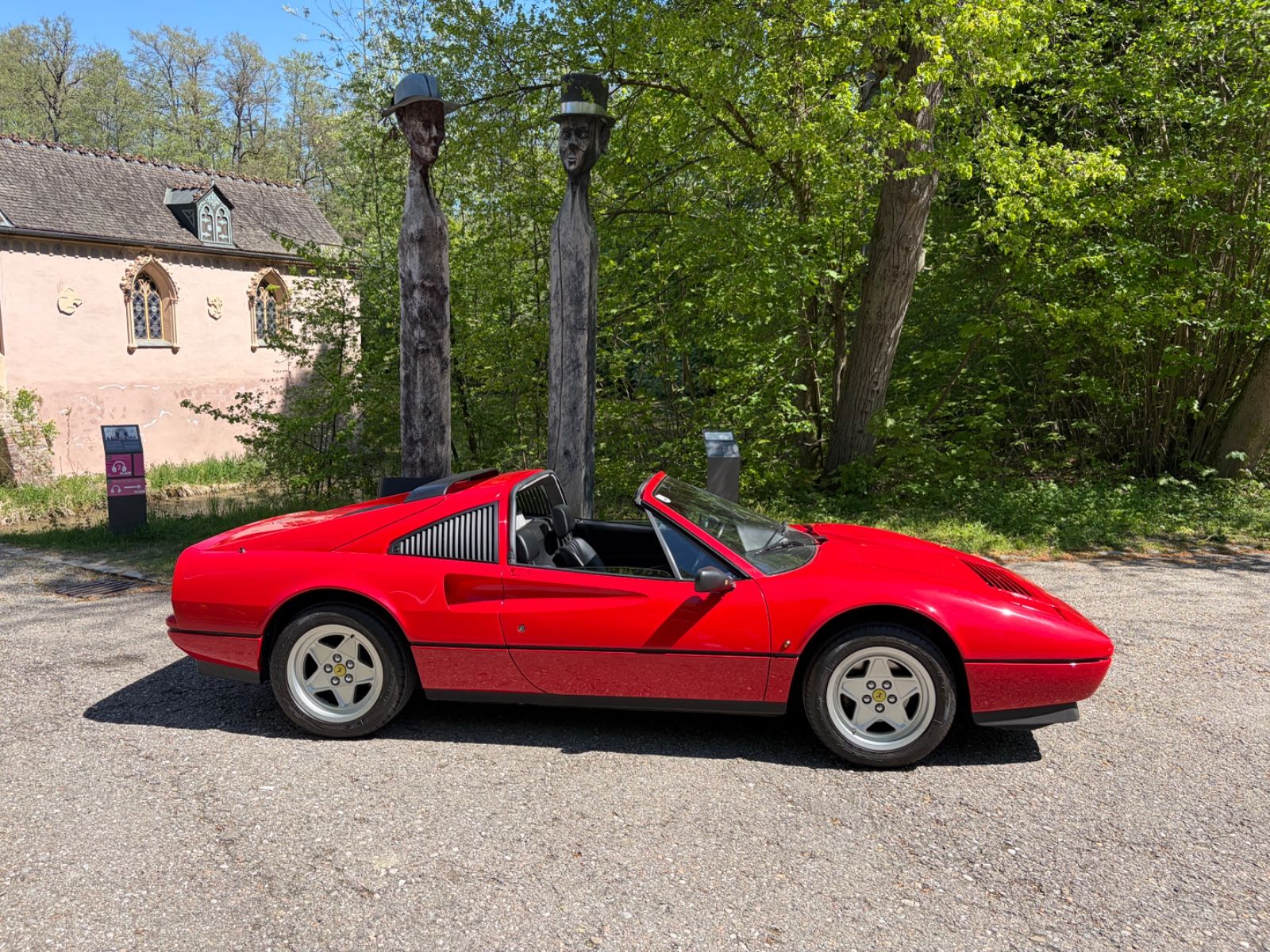 FERRARI 328 1