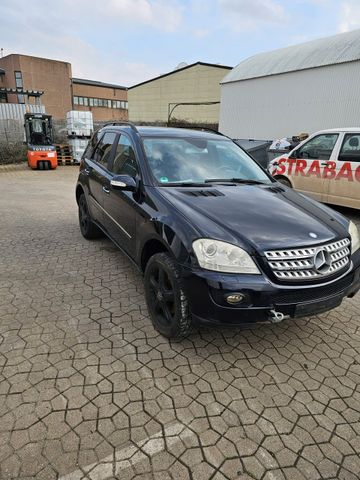 Mercedes-Benz ML 350 ML -Klasse  Motorschaden