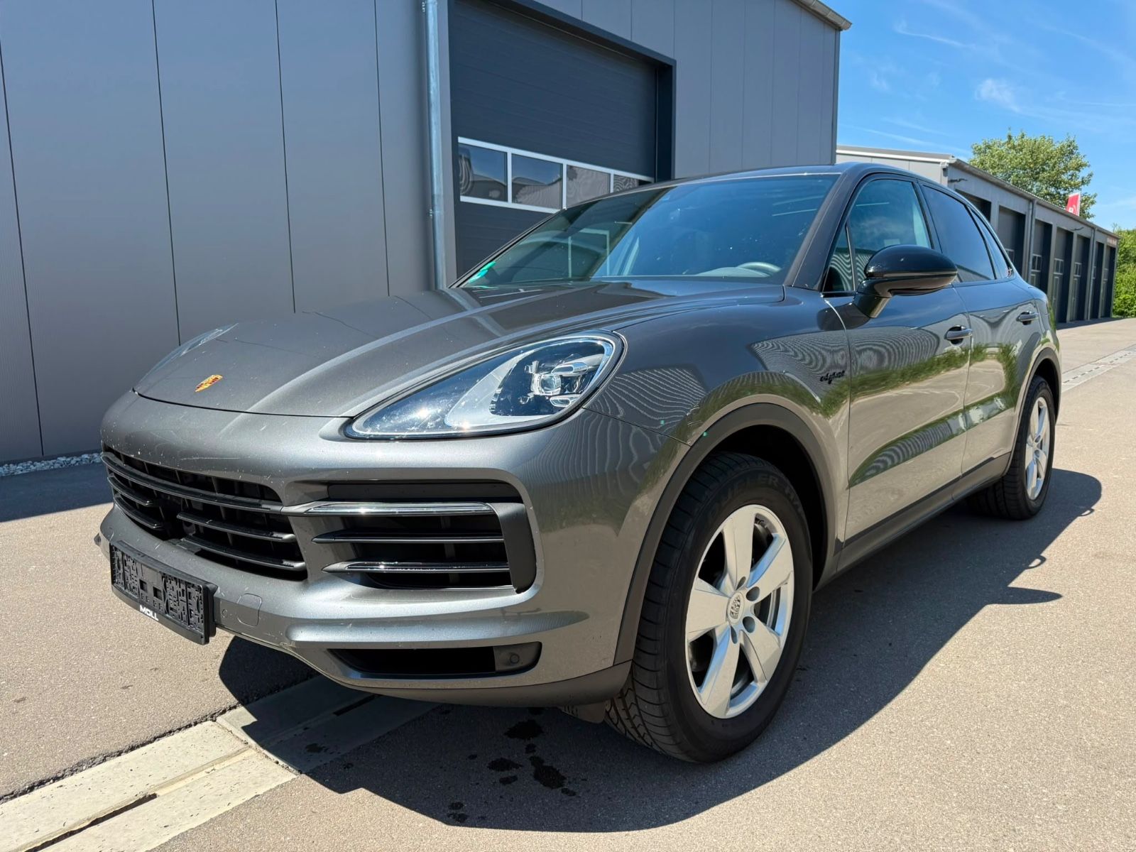 Porsche Cayenne E-Hybrid+Alu 20"+Pano-SD+Glattleder+WR++ foto 2