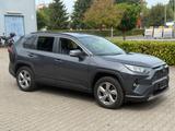 Toyota RAV4 Hybrid Navi* Klimaauto.* Anhängerkupplung* - gebrauchte Toyota RAV 4 aus dem Jahr 2022
