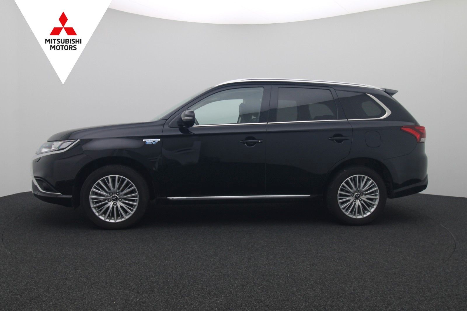 Fahrzeugabbildung Mitsubishi Outlander PHEV 2.4 Basis 4WD 1.Hand
